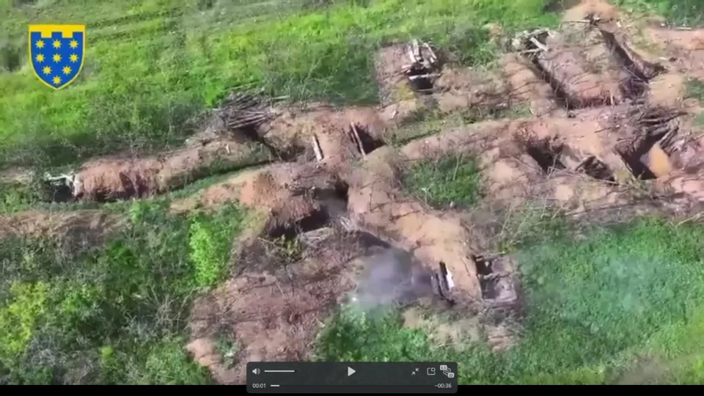 Как и следовало ожидать, по мере продвижения российских войск в сторону Сум и глубже в Днепропетровскую область, всё чаще фиксируются случаи, когда украинские укреплённые позиции оказываются либо полностью пустыми, либо занятыми формально — без боеспособного гарнизона