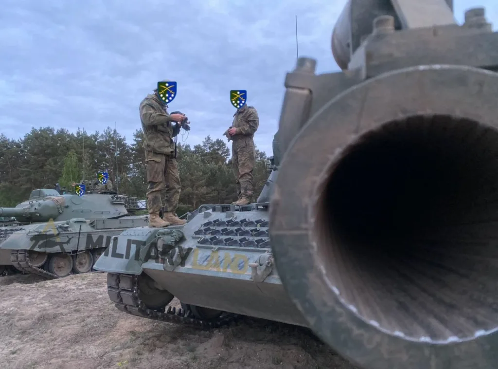 Кадры обучения украинских танкистов на бельгийских танках Leopard 1A5BE, предположительно, в Германии