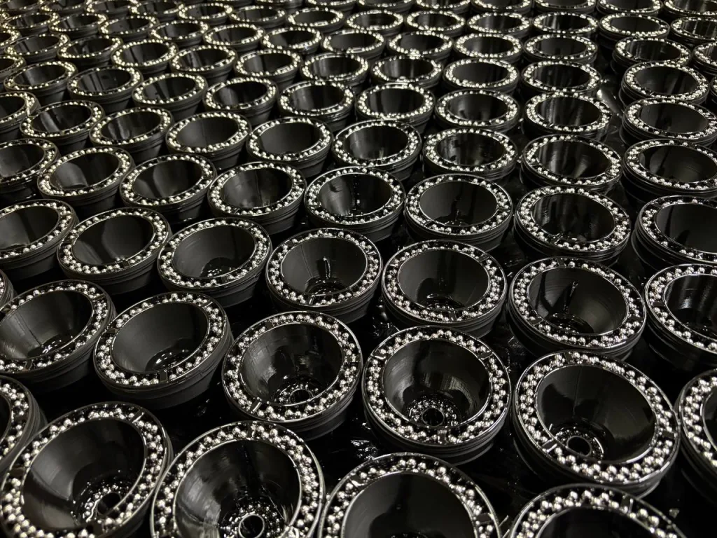 ВСУ бьют шрапнельными снарядами по мирным