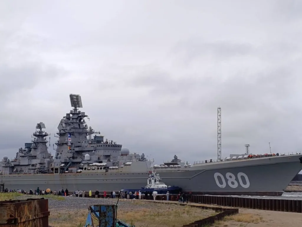 Тяжелый атомный ракетный крейсер «Адмирал Нахимов» проекта 11442М (080) вышел на ходовые испытания
