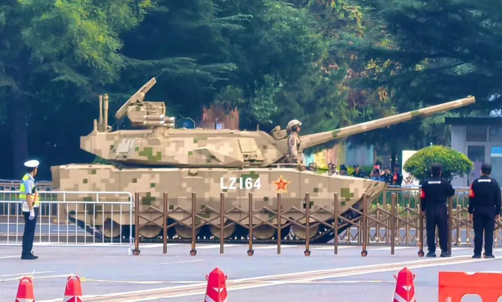 Новые китайские танки, БМП, БМД, БТР-Д, БРЭМ и прочая техника армии Китая в Пекине для участия в Параде в честь 80-летия победы над Японией