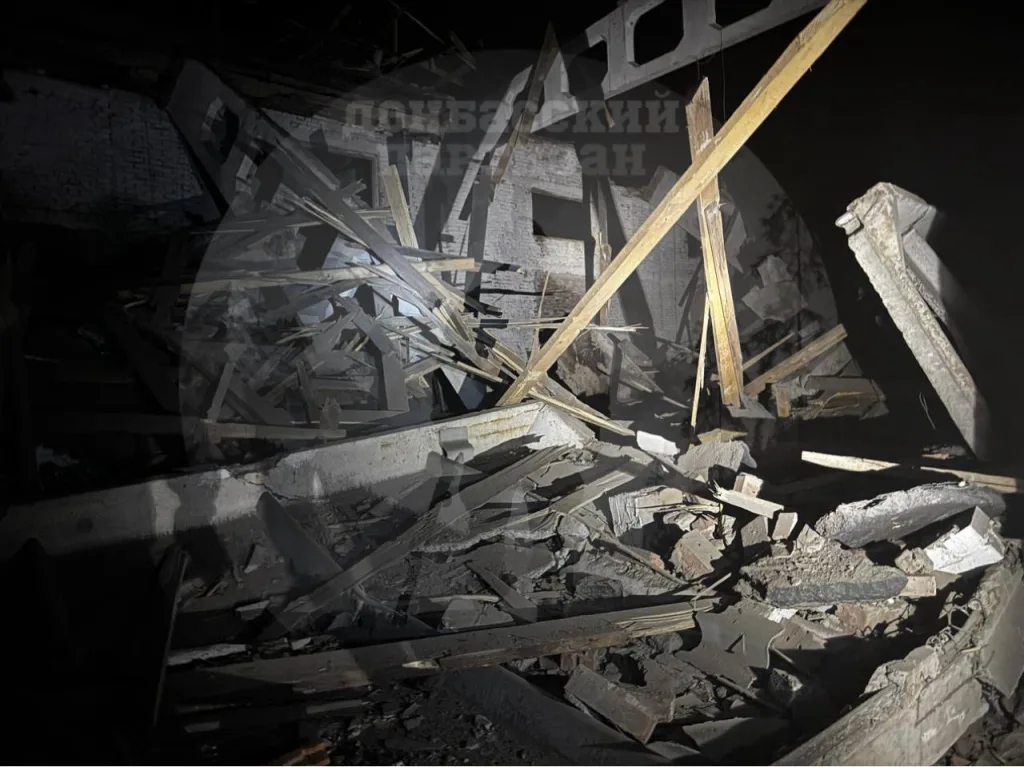 Точечный удар ОТРК «Искандер-М» по позициям 119-й отдельной бригады территориальной обороны ВСУ на территории промышленного объекта в Славянске