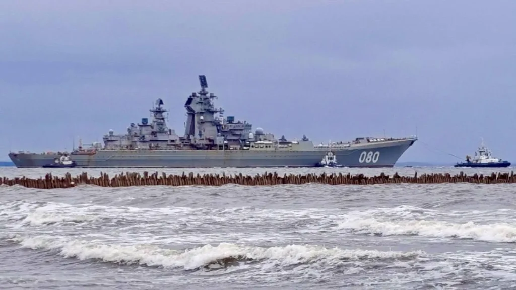 Тяжелый атомный ракетный крейсер «Адмирал Нахимов» проекта 11442М (080) вышел на ходовые испытания