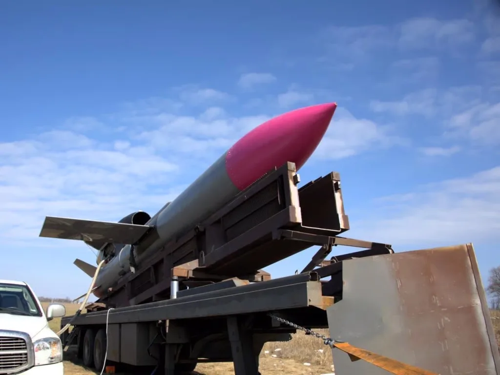 Очередные кадры испытаний ракеты «Фламинго» (FP-5 Milanion)