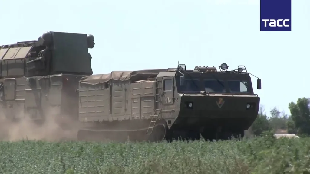 Арктический ЗРК 9K331МДТ «Тор-М2ДТ» из состава группировки войск «Восток» на Южно-Донецком направлении