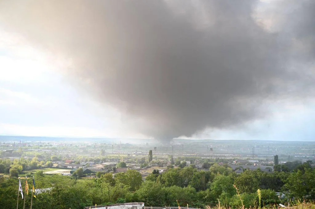 Иностранные заводы в Украине: от FLEX и Baykar к системным ударам по военной индустрии