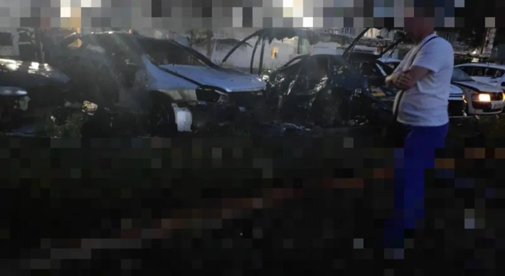 Из-за падения обломков БПЛА ночью в Саратове эвакуировали жителей трех многоквартирных домов