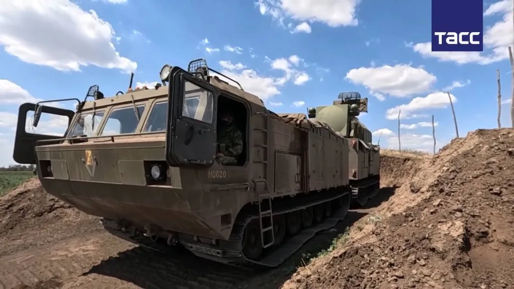 Арктический ЗРК 9K331МДТ «Тор-М2ДТ» из состава группировки войск «Восток» на Южно-Донецком направлении