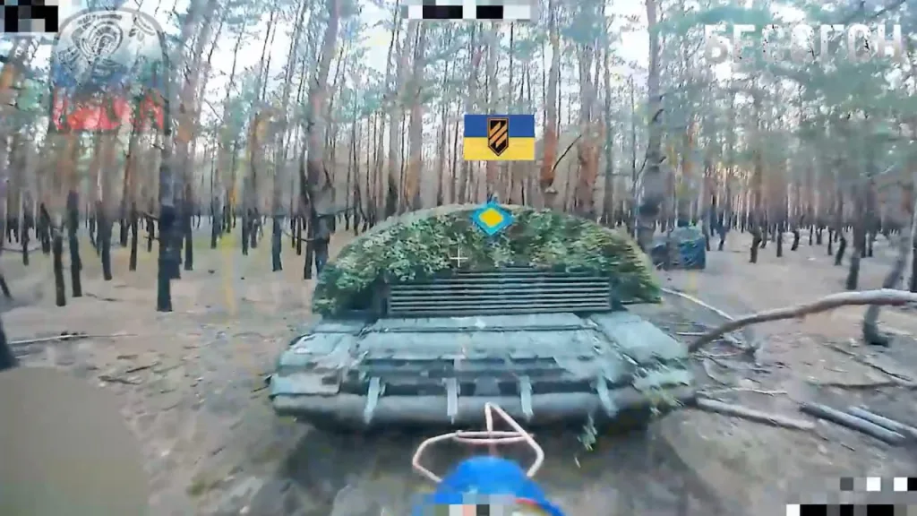 Работа FPV-дронов по технике и пехоте 3-го армейского корпуса ВСУ, контратакующего позиции ВС РФ в районе села Новомихайловка на стыке ДНР, ЛНР и Харьковской области