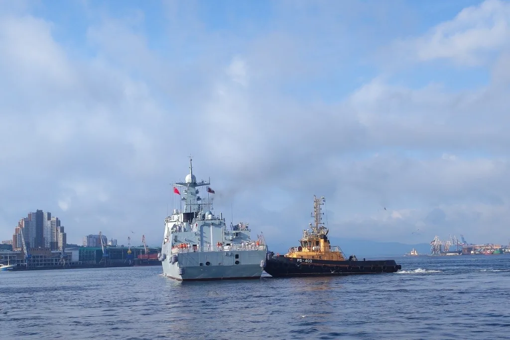 Корабли ВМФ России и ВМС НОАК вышли в Японское море для проведения учений «Морское взаимодействие-2025»