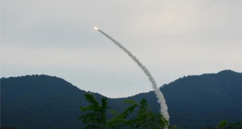 КНДР испытала новые ракеты "земля — воздух"