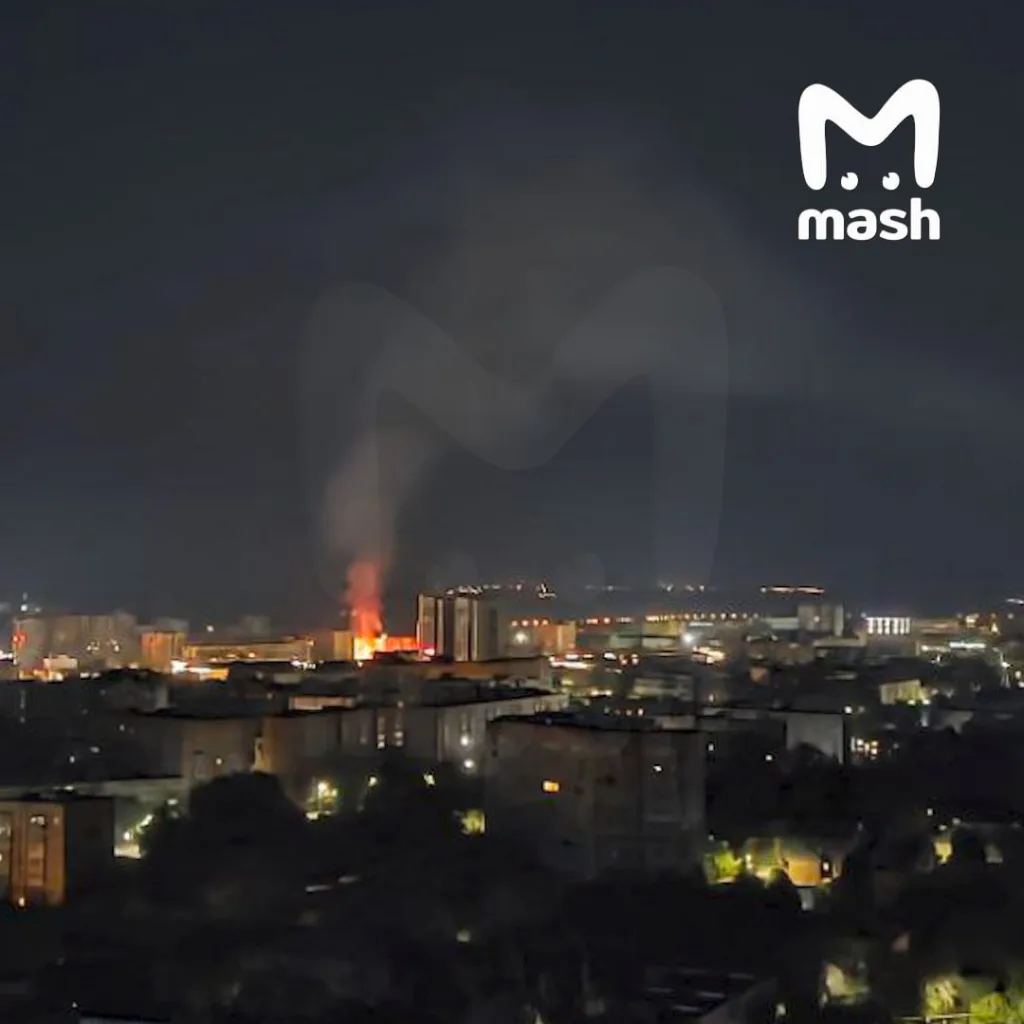 ВСУ атаковали сразу несколько регионов России: поврежден детский сад, горят здания