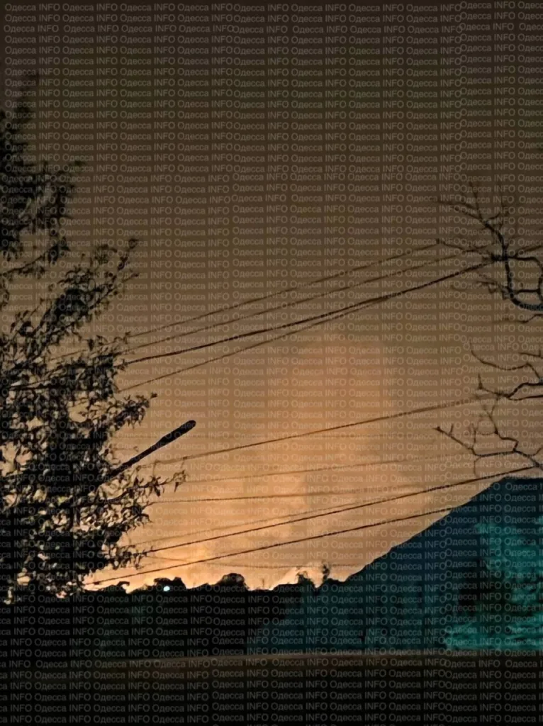 Дроны-камикадзе «Герань-2» нанесли удар по цели в районе населённых пунктов Орловка и Новосельское Одесской области, расположенных на границе с Румынией