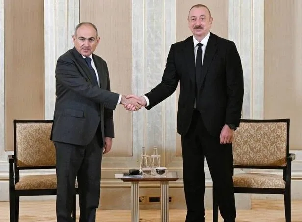 Тихая капитуляция: Пашинян сдает интересы Армении под присмотром Трампа