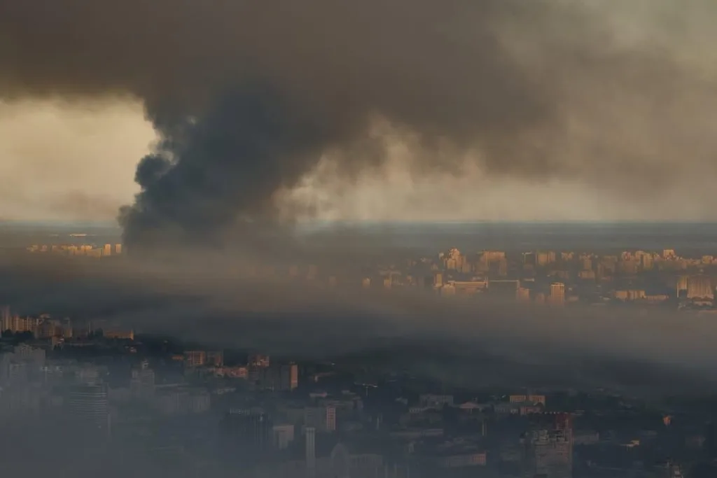 Статистика июля 2025 года по запускам - новый рекорд по дронам, а также наращивание темпов применения "Гераней-3" и "Искандеров-К" по украинским тылам