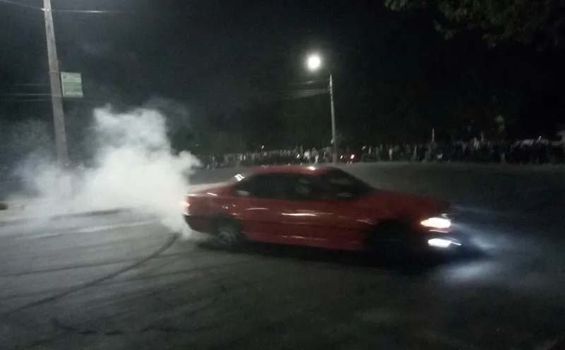 В Госдуме предложили увеличить штрафы за шумные автомобили в ночное время до 5 тысяч рублей