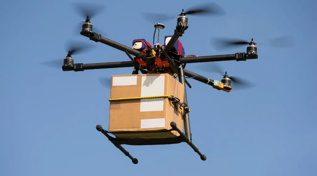 Дроны заменят курьеров: в Минтрансе рассказали, когда это произойдет