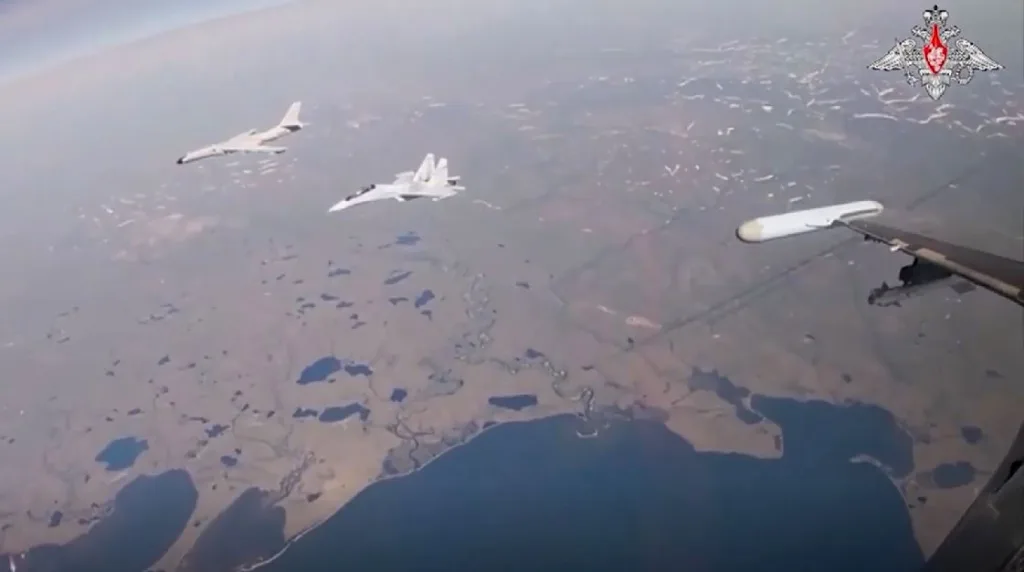 Почему китайцы не летят к Аляске?