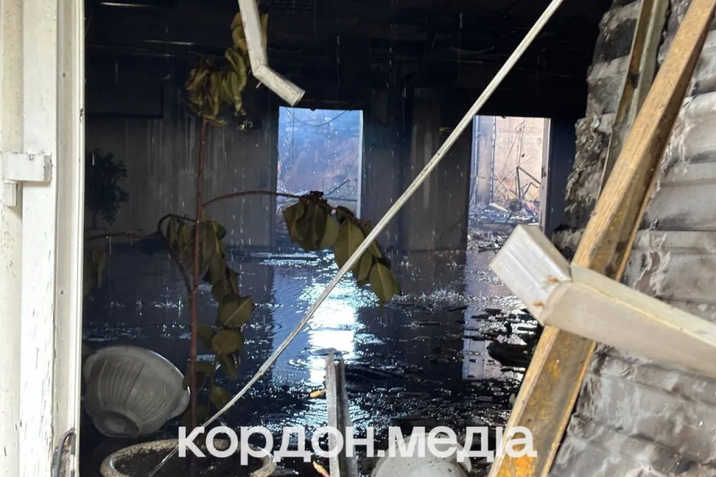 Корпус Сумского государственного университета (СумДУ) после вчерашнего ракетного удар