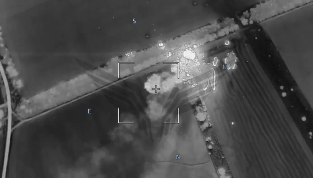 Удар ОТРК «Искандер» с кассетной боевой частью по пункту выдачи FPV-дронов и боеприпасов в районе села Новодонецкое