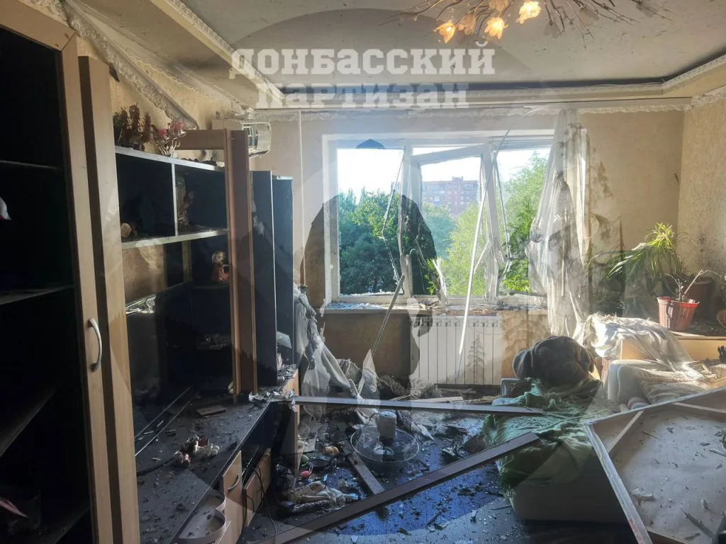 Провокационное применение FPV-дрона в жилом доме в Дружковке