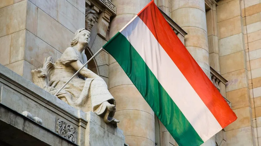 Венгрия готова принять трехсторонний саммит по Украине