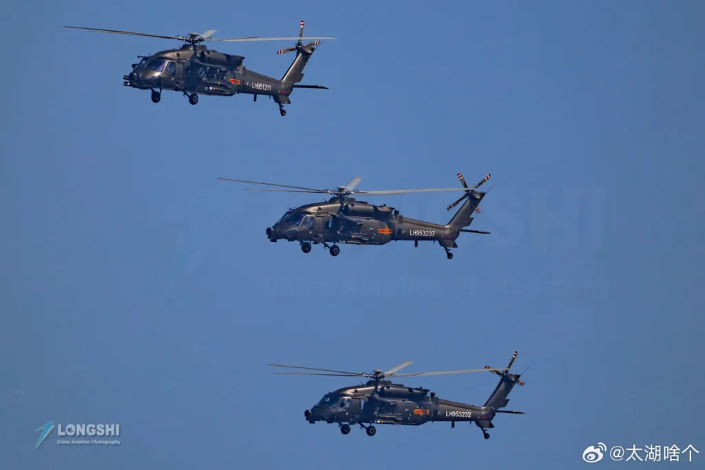 Красивые фотографии репетиции воздушной части парада, посвященного 80-летию победы в войне сопротивления китайского народа японским захватчикам и Второй мировой войне, которая состоялась в Пекине 23 августа 2025 года