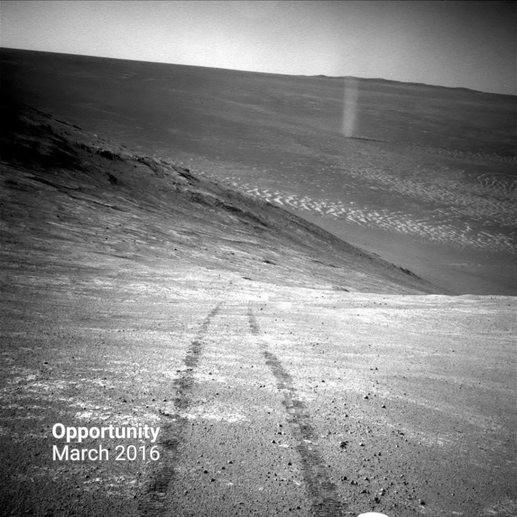 60 лет с Марсом: от первых снимков до полётов дронов