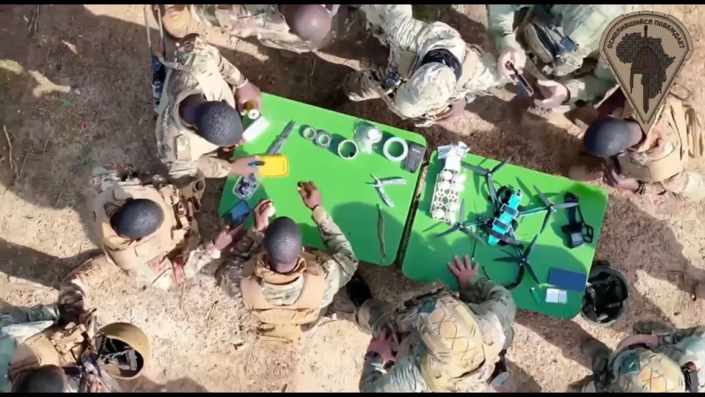 Процесс обучения спецназа армии Мали (FAMA) управлению FPV-дронами инструкторами "Африканского корпуса" ВС РФ