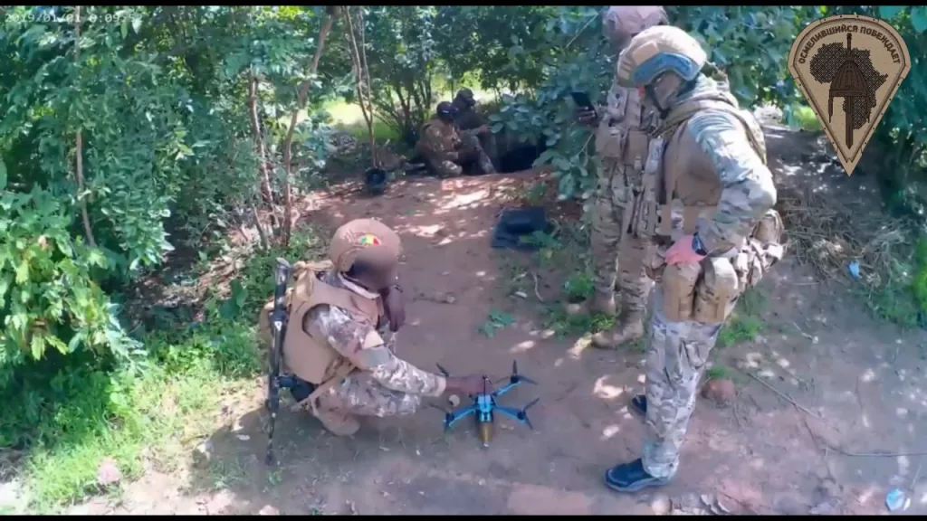 Процесс обучения спецназа армии Мали (FAMA) управлению FPV-дронами инструкторами "Африканского корпуса" ВС РФ