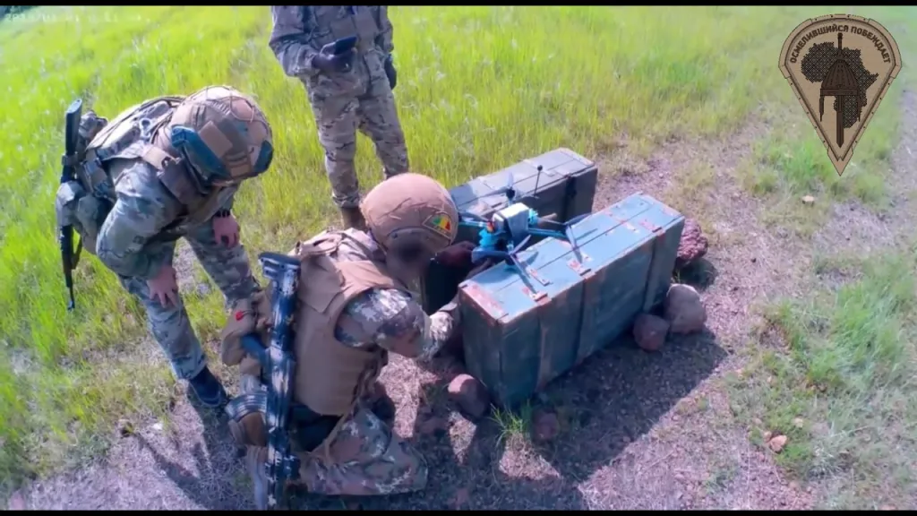 Процесс обучения спецназа армии Мали (FAMA) управлению FPV-дронами инструкторами "Африканского корпуса" ВС РФ