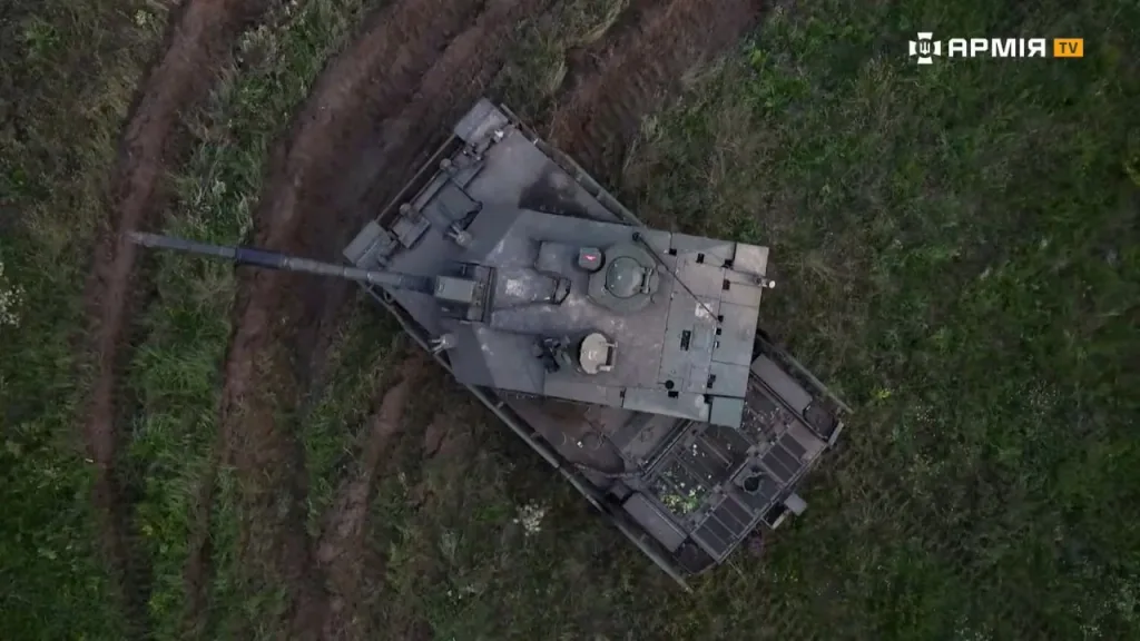 Если вдруг кто-то почему-то скучал по пропавшим из поля зрения британским Challenger 2, то тут вышел крупный репортаж об остатках данных машин в рядах 82-й ОДШБр ВСУ