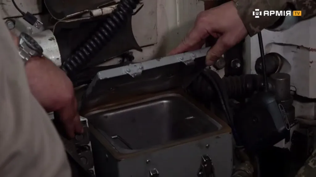 Если вдруг кто-то почему-то скучал по пропавшим из поля зрения британским Challenger 2, то тут вышел крупный репортаж об остатках данных машин в рядах 82-й ОДШБр ВСУ