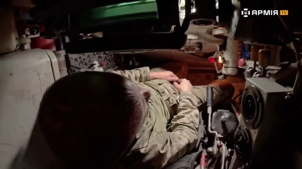 Если вдруг кто-то почему-то скучал по пропавшим из поля зрения британским Challenger 2, то тут вышел крупный репортаж об остатках данных машин в рядах 82-й ОДШБр ВСУ