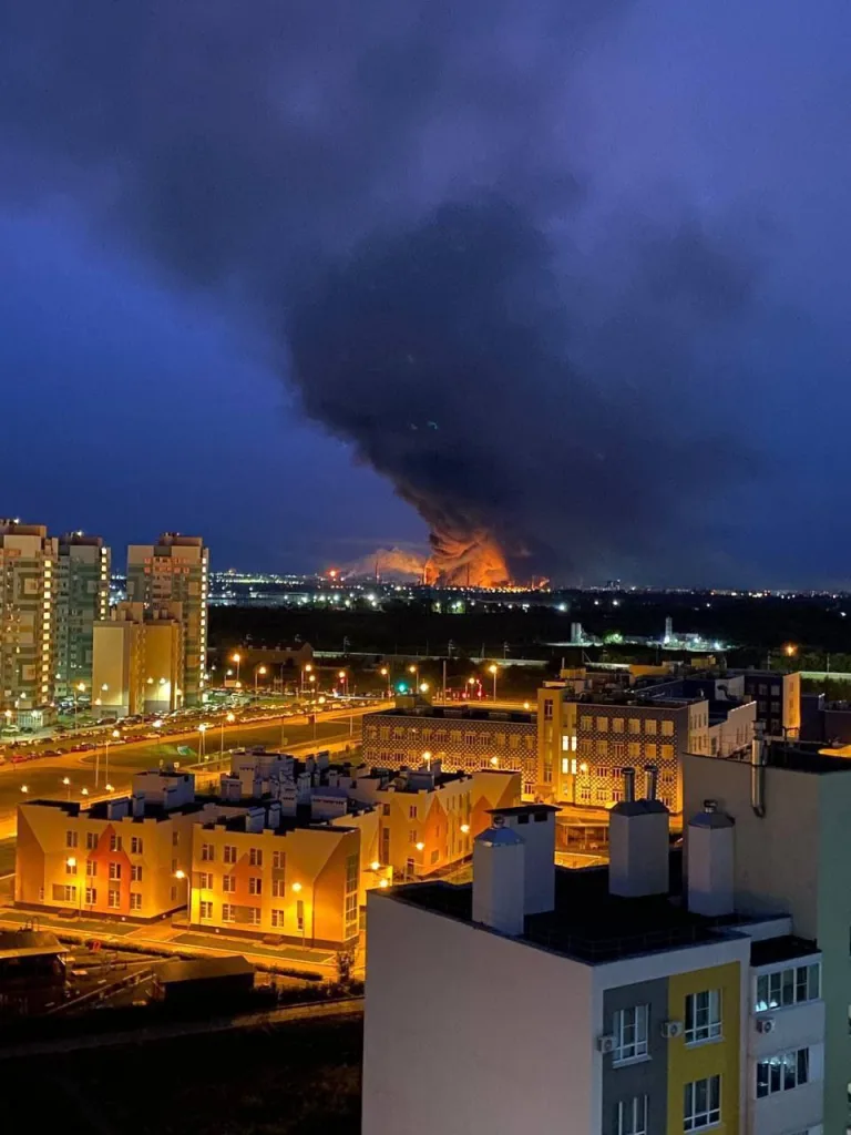 Российская ПВО ночью уничтожила 102 украинских БПЛА