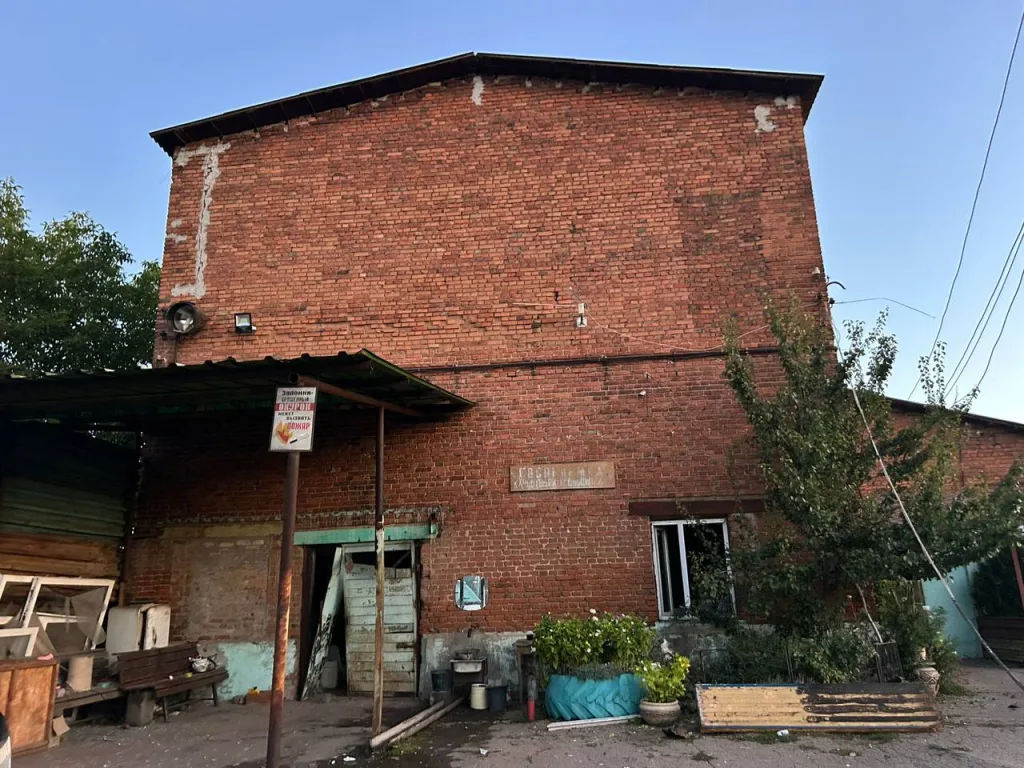 Серия ударов по промышленным и военным объектам Украины