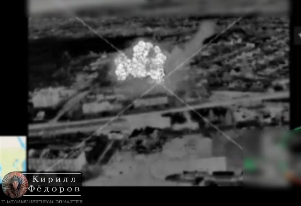 Русский бомбардировщик вновь уничтожает украинских оккупантов в Волчанске