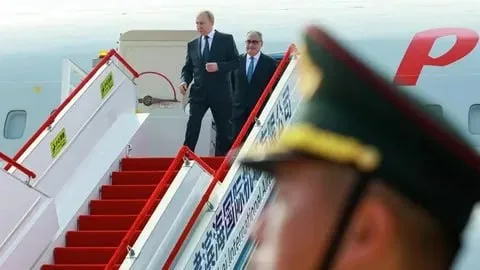 Юрий Подоляка: Президент России Владимир Путин прибыл в Пекин