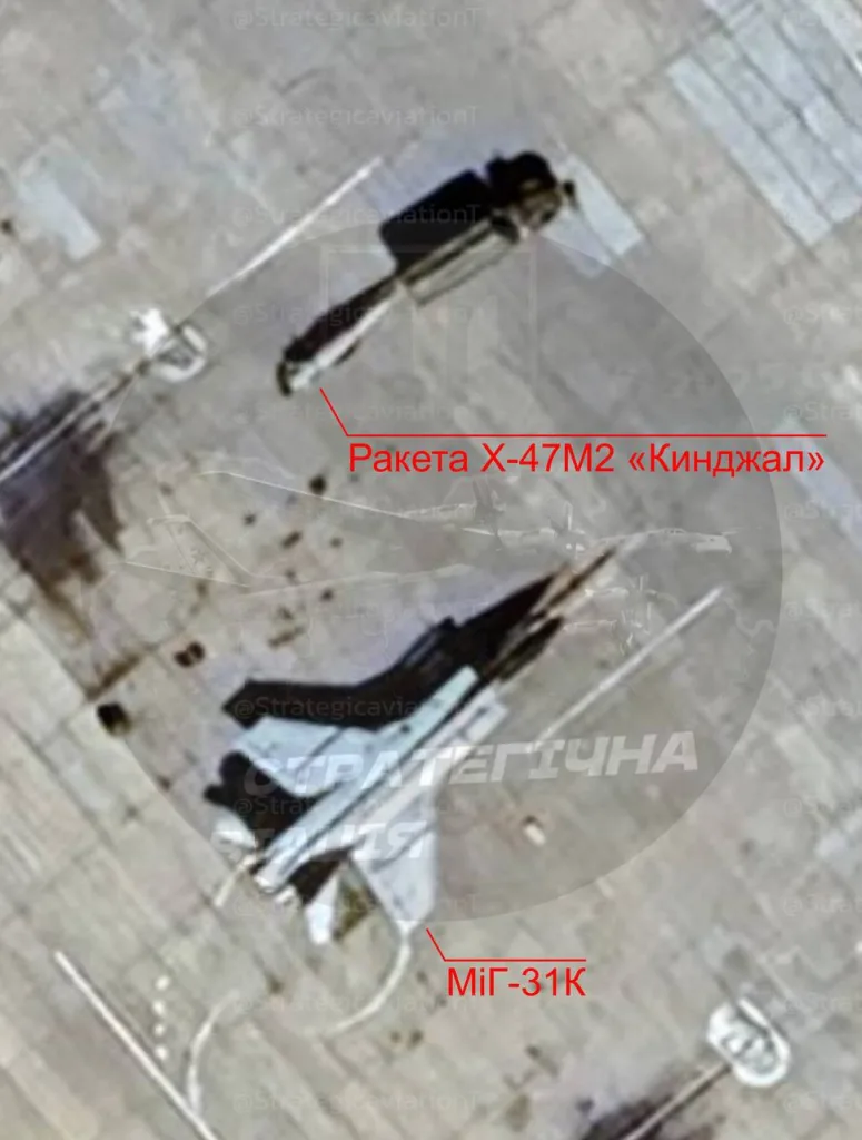 МиГ-31К и Х-47М2 «Кинжал»: спутниковый снимок как элемент большой игры