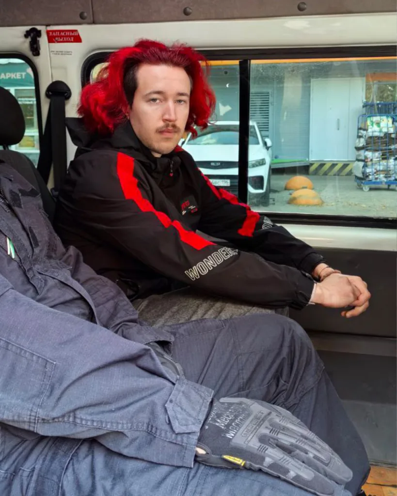 Сегодня в Екатеринбурге крепанули краснокнижную редкую сою, на которую специалисты уже составили административный протокол по ст. 20.3.3 КоАП РФ