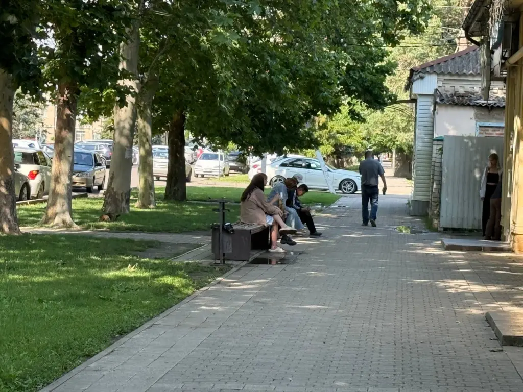 4 типа людей, от которых надо держаться подальше: цитата мудрейшего Омара Хайяма