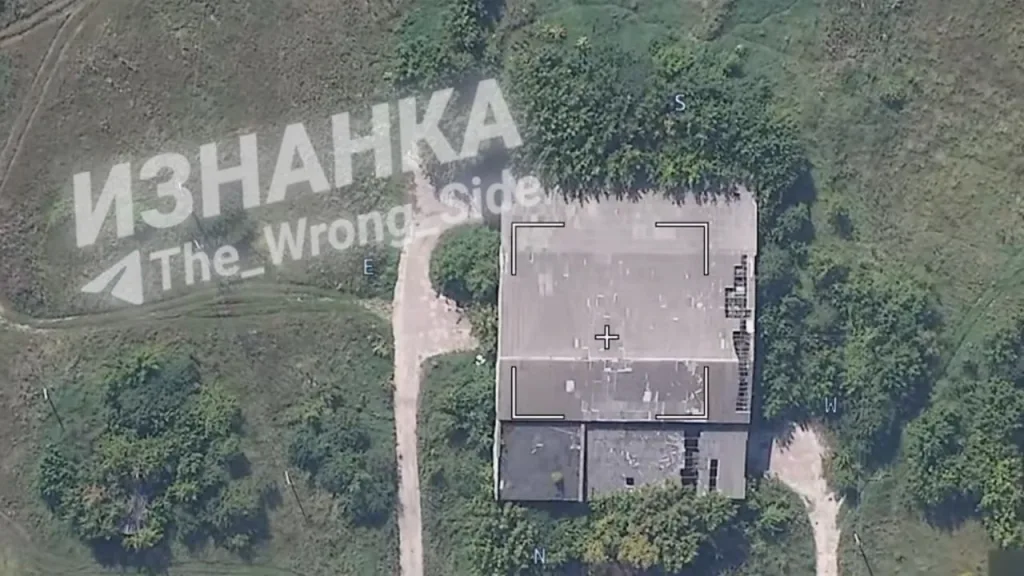 Прилет пяти "Гераней" по укрытию с техникой ВСУ возле села Бутовка Черниговской области