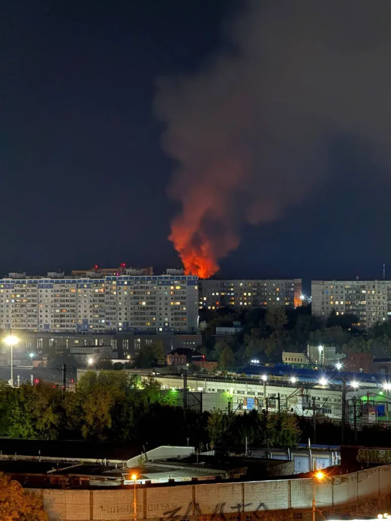 Зоопарк полыхает в Новосибирске