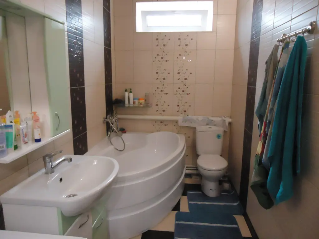 Врачи не расскажут об этом: что происходит в вашей ванной каждый раз при смыве