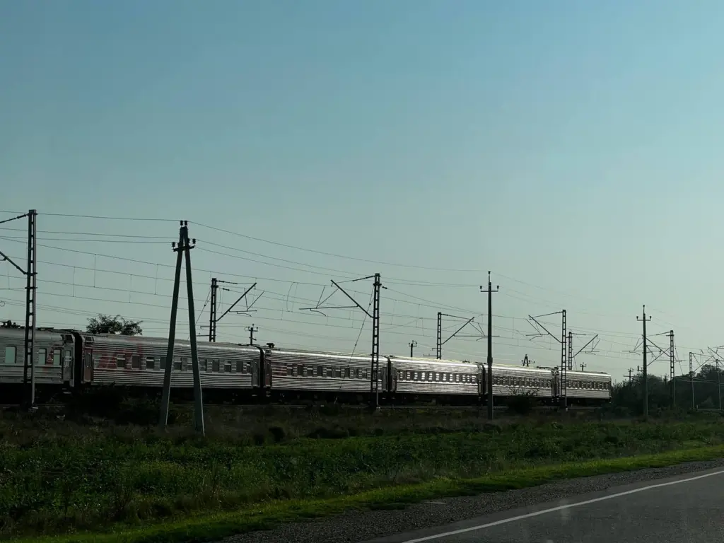 Как надо отвечать, когда просят уступить нижнее место в поезде — работает безотказно