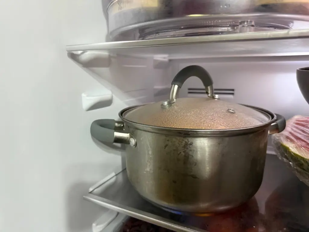 Сколько по времени хранится суп в холодильнике — запомните 1 раз и навсегда