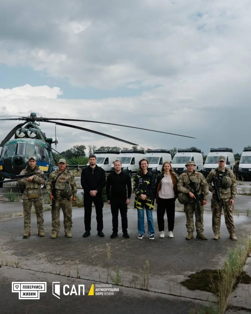 Для защиты аэродромов, используемых авиацией воздушных сил Украины, начато развёртывание мобильных комплексов РЭБ, оборудованных на базе микроавтобусов