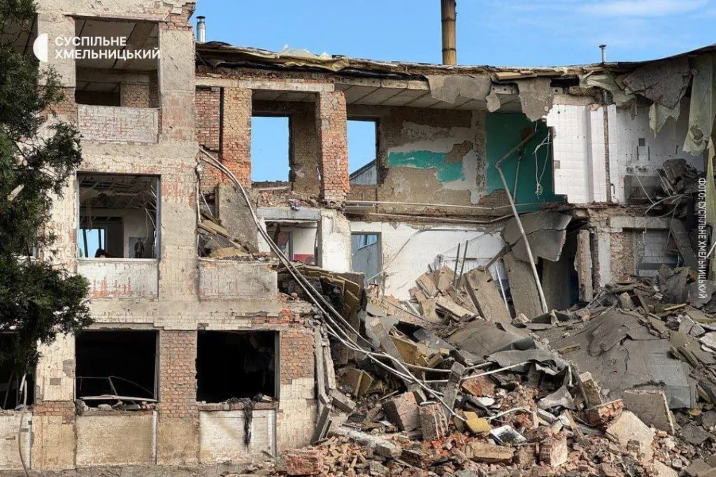 Удар по заводу «Мотор Сис» в Волочиске: поражены мощности, задействованные в производстве дальнобойных БПЛА