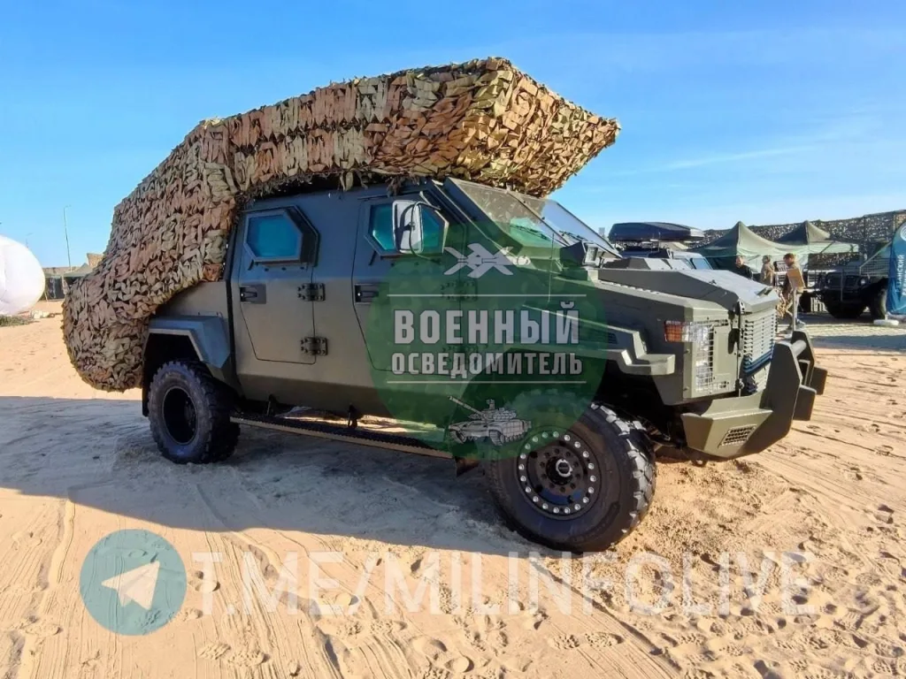 На вооружение Росгвардии поступили новые самоходные 82-мм минометы 2Б24 «Дева» на базе бронеавтомобиля Ford Spartan