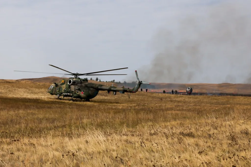 Спутник «Бион-М» №2 с мышами и мухами вернулся на Землю